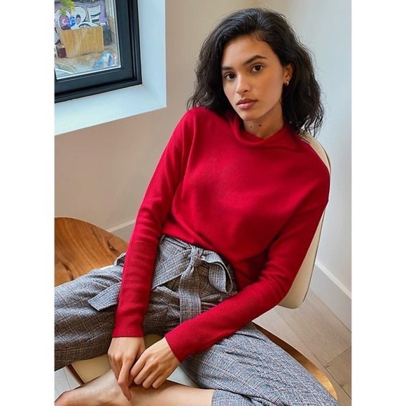Aritzia Sweaters - Aritzia Wilfred Cyprie 100% merino wool sweater. ❤️
